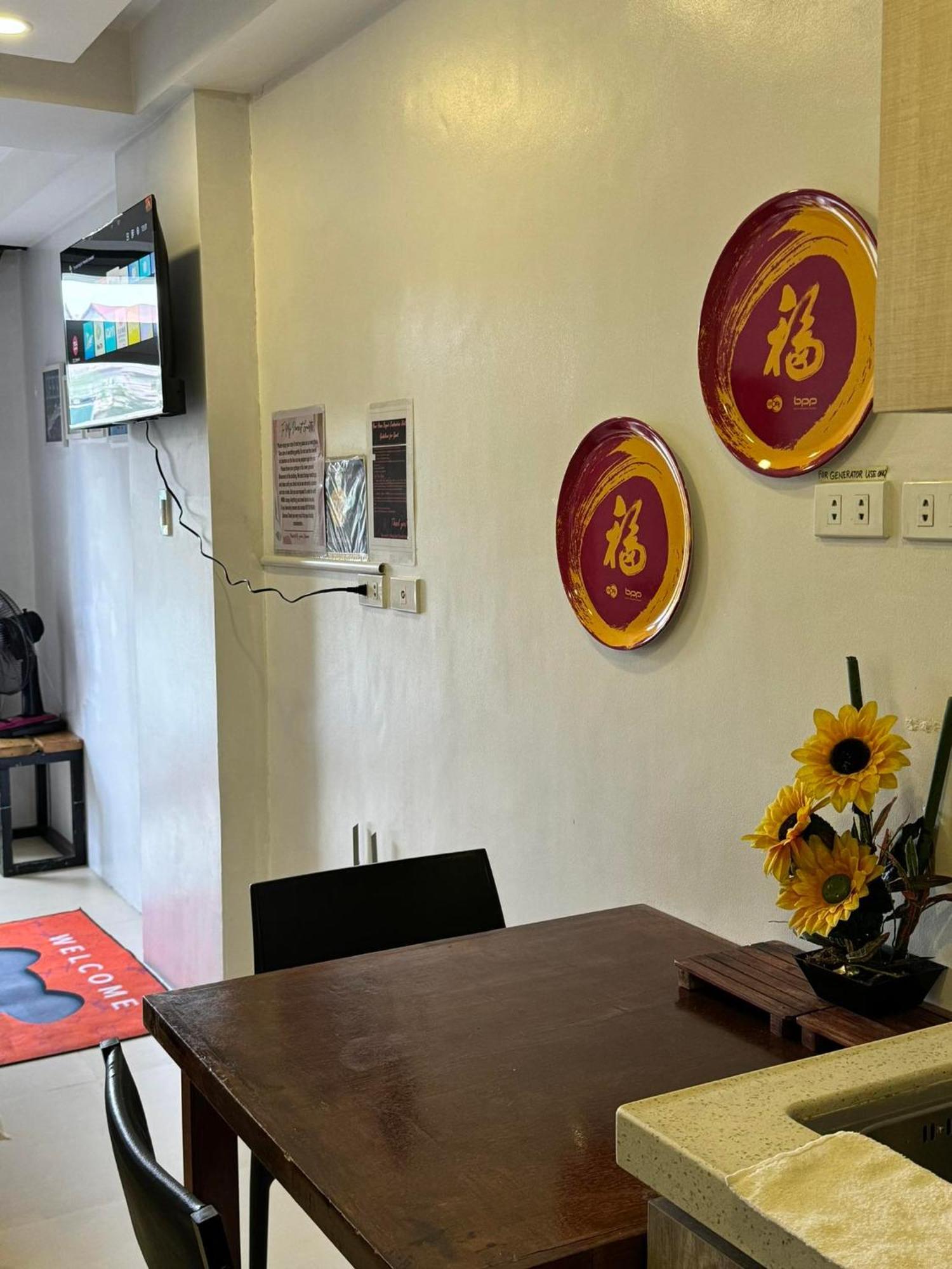 Susana'S Baguio Condotel Baguio City Exterior photo